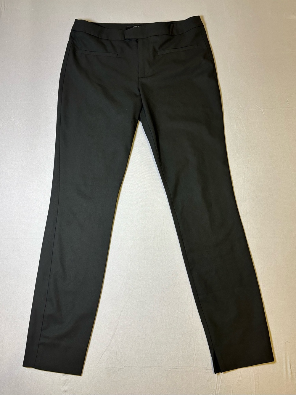 ZARA WOMAN Black Tailored Trousers Size 4 Like New